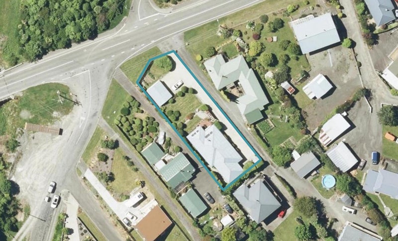 248 Waikawa Road, Waikawa, Picton - Carousel 1