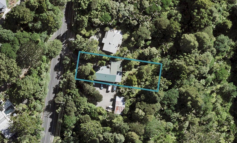 56 Huia Road, Titirangi, Auckland - Carousel 1