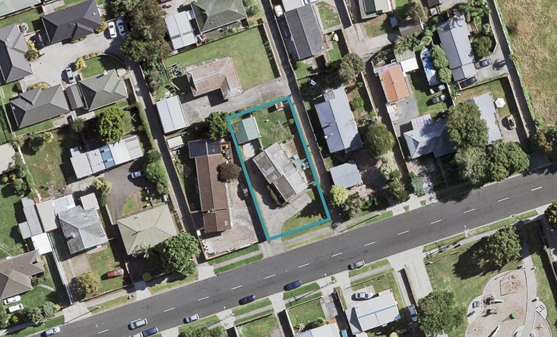 16 Station Road, Takanini, Auckland - Carousel 1