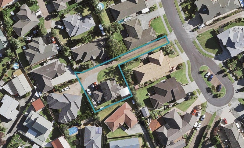 60A Lothian Brae, Wattle Downs, Auckland - Carousel 1