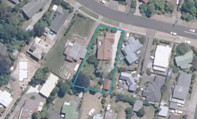 27 Korimako Road, Waipahihi, Taupo - Carousel 1
