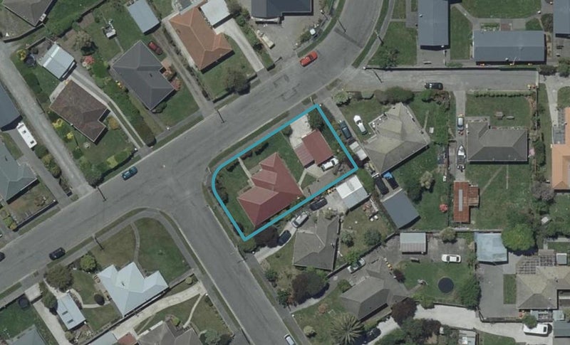 20 Wildwood Avenue, Wainoni, Christchurch - Carousel 1