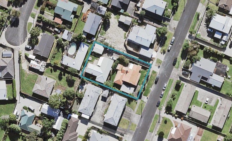 1/9 Karaka Street, New Lynn, Auckland - Carousel 1