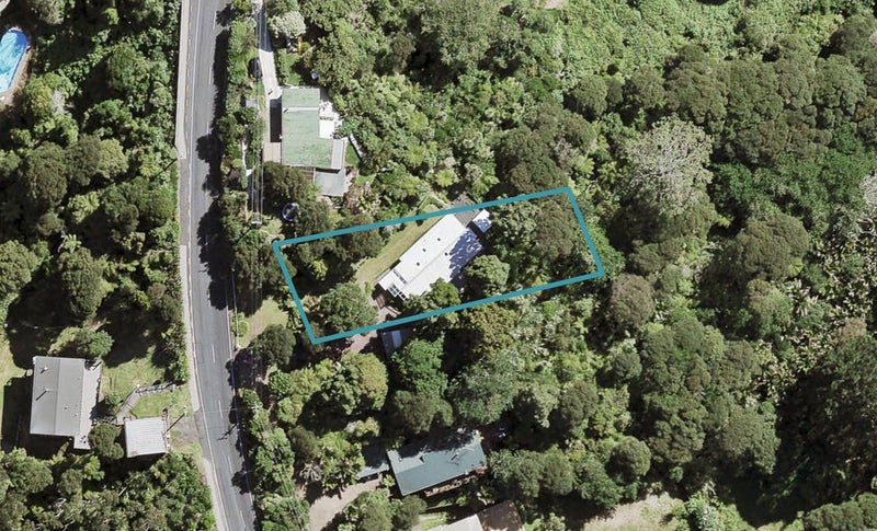 698 South Titirangi Road, Titirangi, Auckland - Carousel 1
