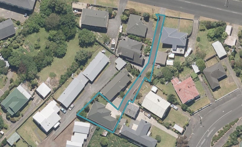 9D York Street, Gonville, Whanganui - Carousel 1