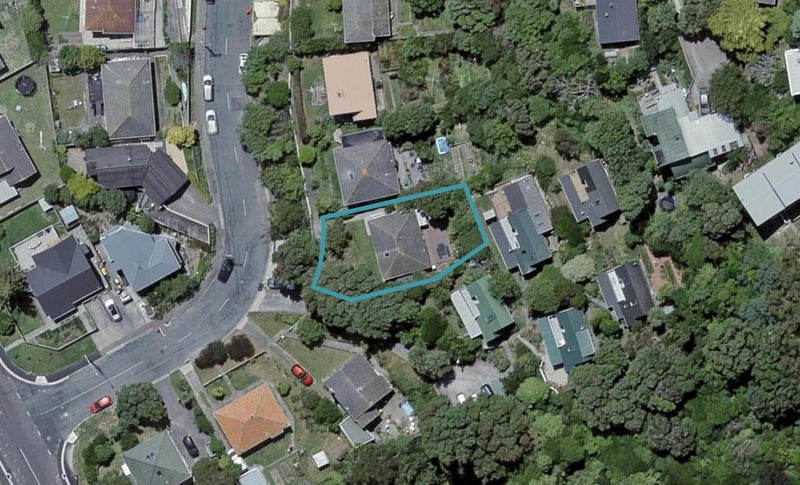 10 Elphinstone Avenue, Strathmore Park, Wellington - Carousel 1