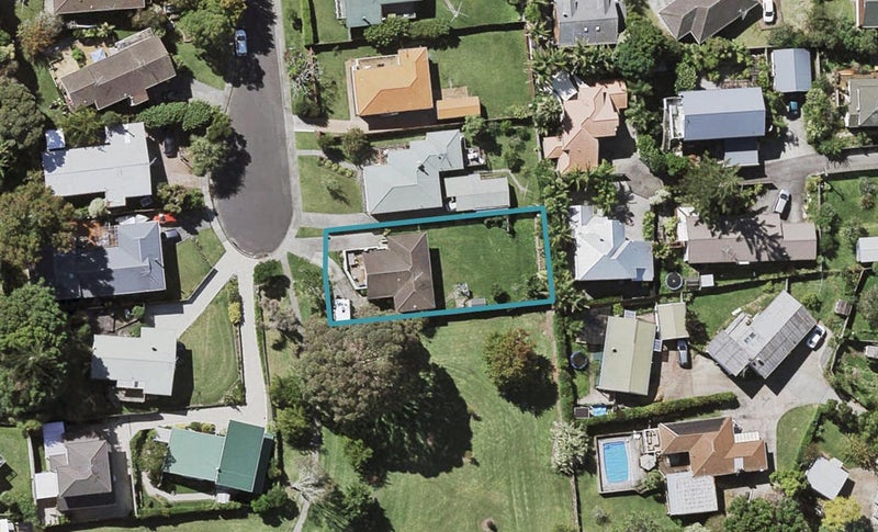 26 Keldale Place, Forrest Hill, Auckland - Carousel 1