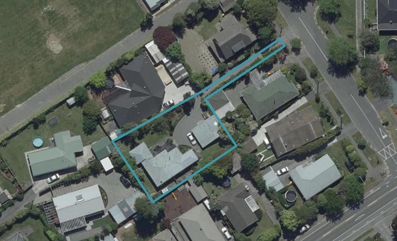 7 Windermere Road, Papanui, Christchurch - Carousel 1