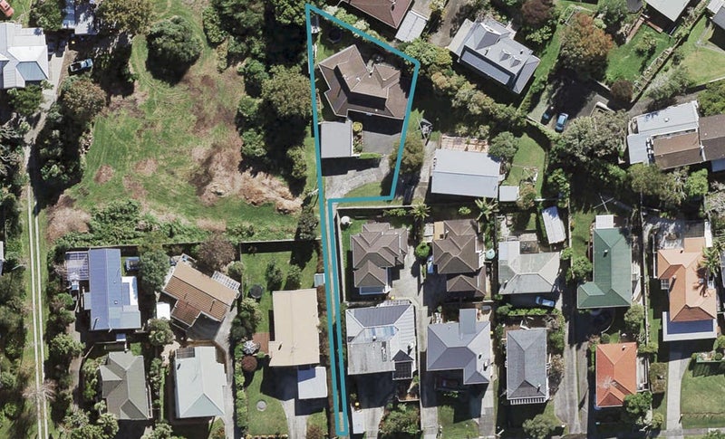 17A Peach Road, Glenfield, Auckland - Carousel 1