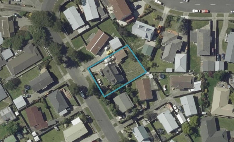 31 Suzanne Grove, Kelvin Grove, Palmerston North - Carousel 1