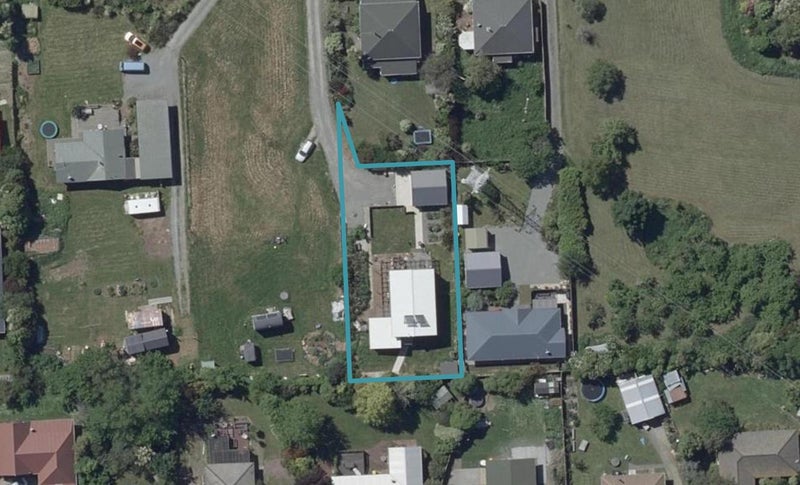 5 Cooks Lane, Heathcote Valley, Christchurch - Carousel 1