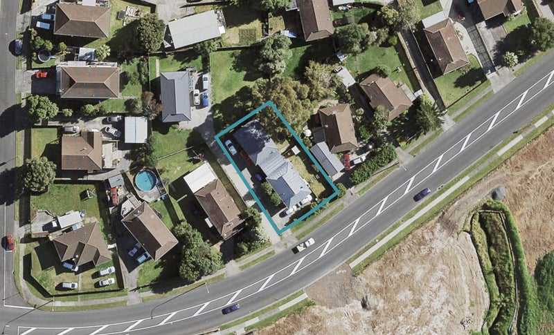 1/205 Mahia Road, Wattle Downs, Auckland - Carousel 1