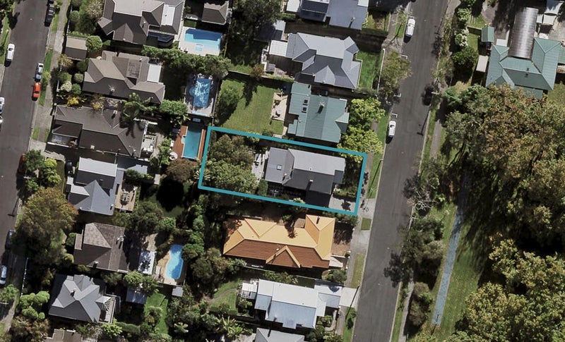 9 Wairua Road, Remuera, Auckland - Carousel 1