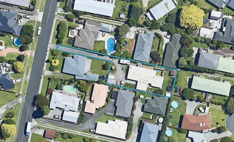 48 Goods Road, Otumoetai, Tauranga - Carousel 1