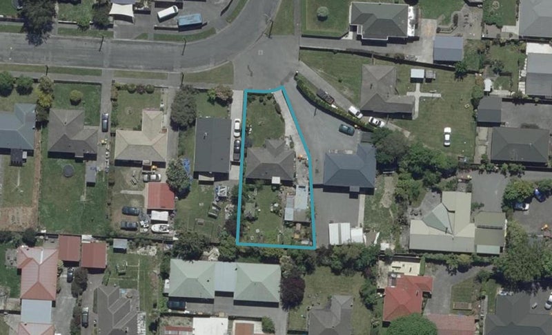 16 Lambeth Crescent, Northcote, Christchurch - Carousel 1