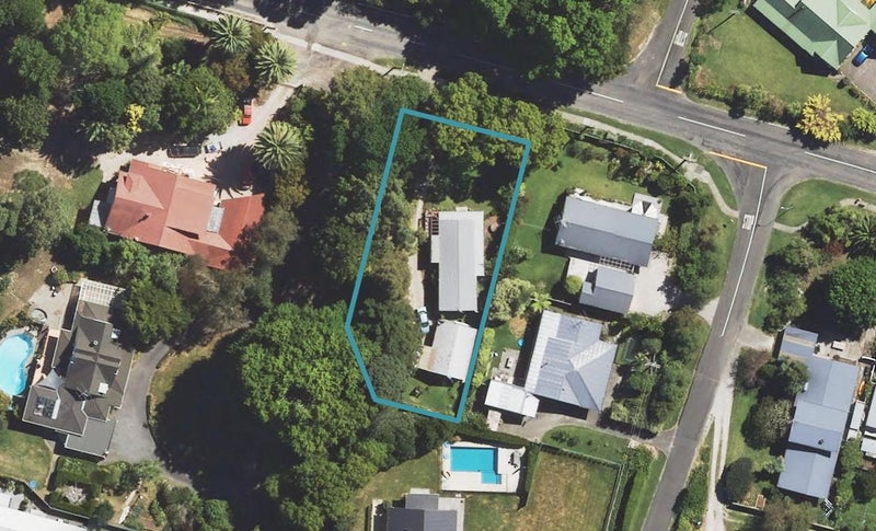 5 Riverside Road, Whataupoko, Gisborne - Carousel 1