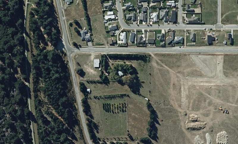 8 Cemetery Road, Lake Hāwea - Carousel 1