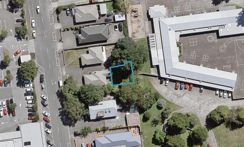 16C Royal Street, Upper Hutt Central, Upper Hutt - Carousel 1