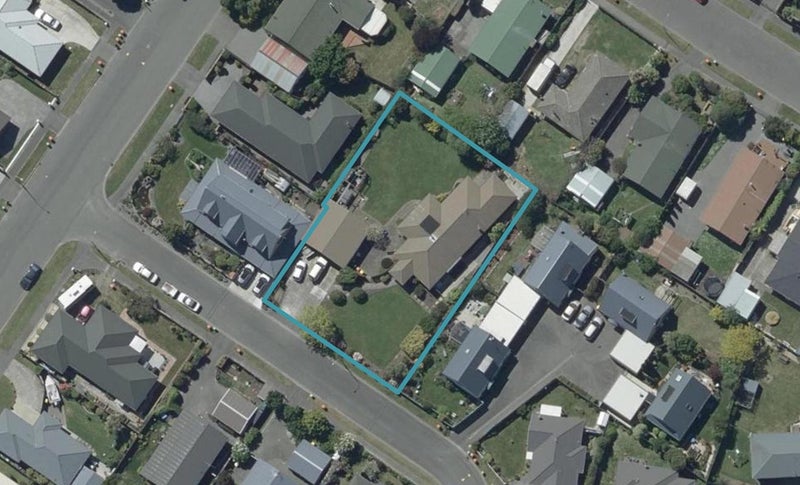 3 Seascape Gardens, Bromley, Christchurch - Carousel 1