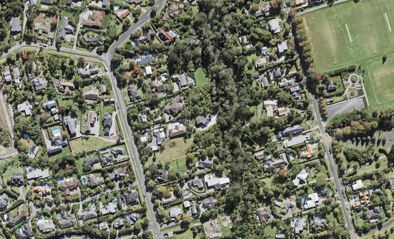 77 Roland Road, Greenhithe, Auckland - Carousel 1