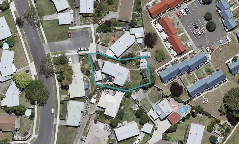 11 Harris Street, Greenmeadows, Napier - Carousel 1