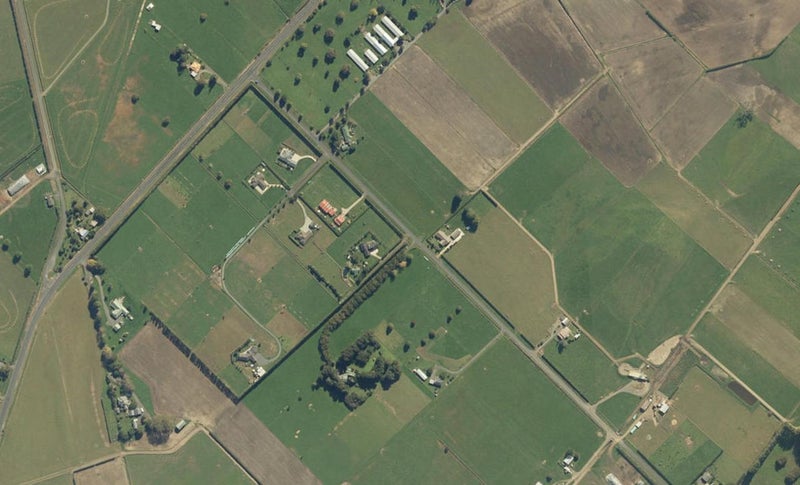 34 Hooper Road, Eureka, Hamilton - Carousel 1