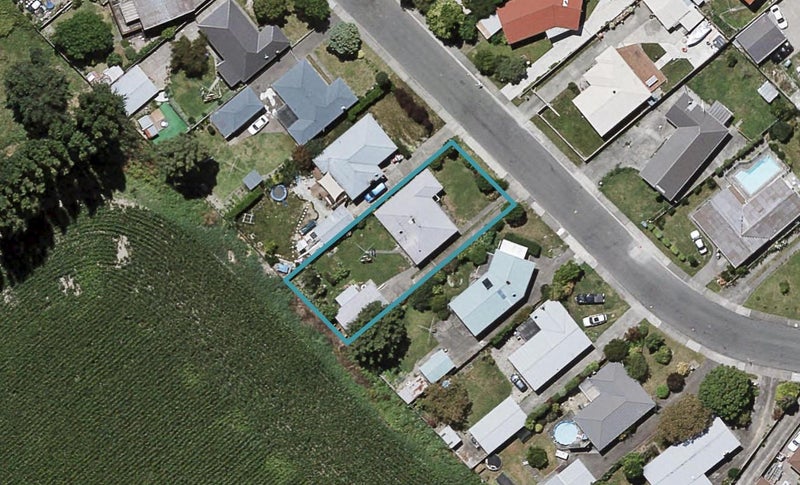 547 Lowe Street, Camberley, Hastings - Carousel 1