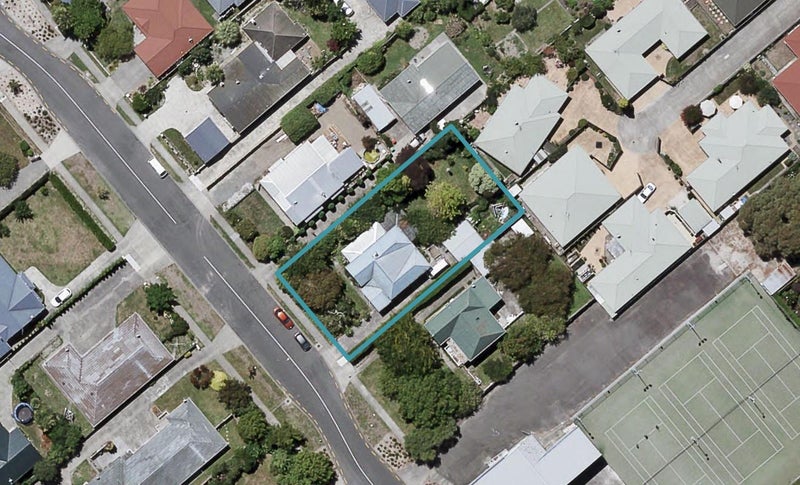 615 Whitehead Road, Saint Leonards, Hastings - Carousel 1
