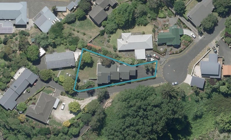 12 Chittick Place, Saint Johns Hill, Whanganui - Carousel 1