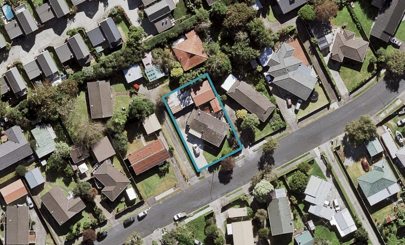 98 Fonteyn Street, Avondale, Auckland - Carousel 1