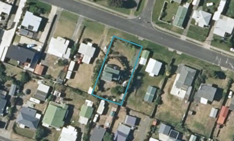 20 Pratt Avenue, Foxton Beach, Foxton - Carousel 1