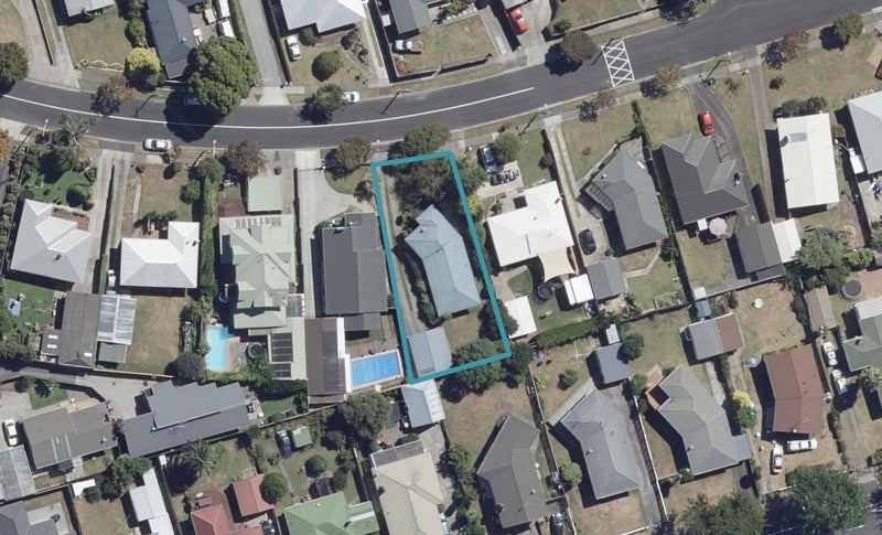 20 Laurence Street, Queenwood, Hamilton - Carousel 1