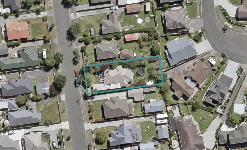 19 Fraser Crescent, Elderslea, Upper Hutt - Carousel 1
