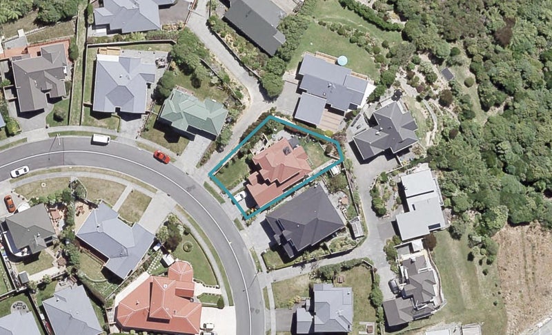 118 Redvers Drive, Belmont, Lower Hutt - Carousel 1