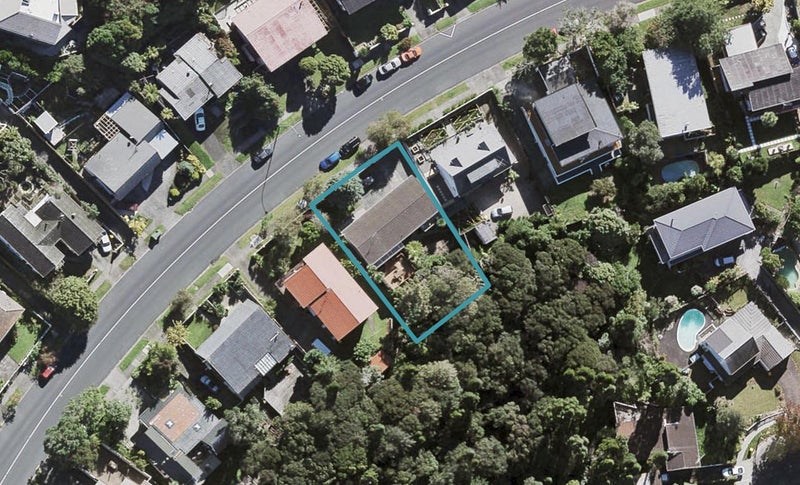 64 Chelsea View Drive, Chatswood, Auckland - Carousel 1