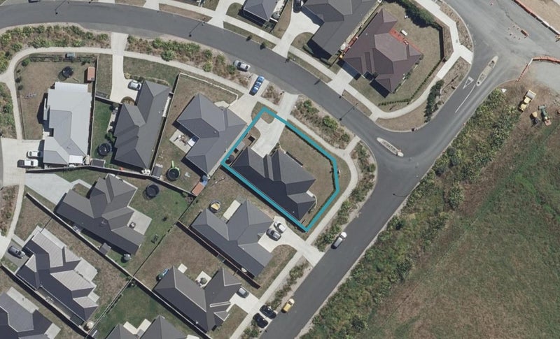 1 Patatee Terrace, Baverstock, Hamilton - Carousel 1