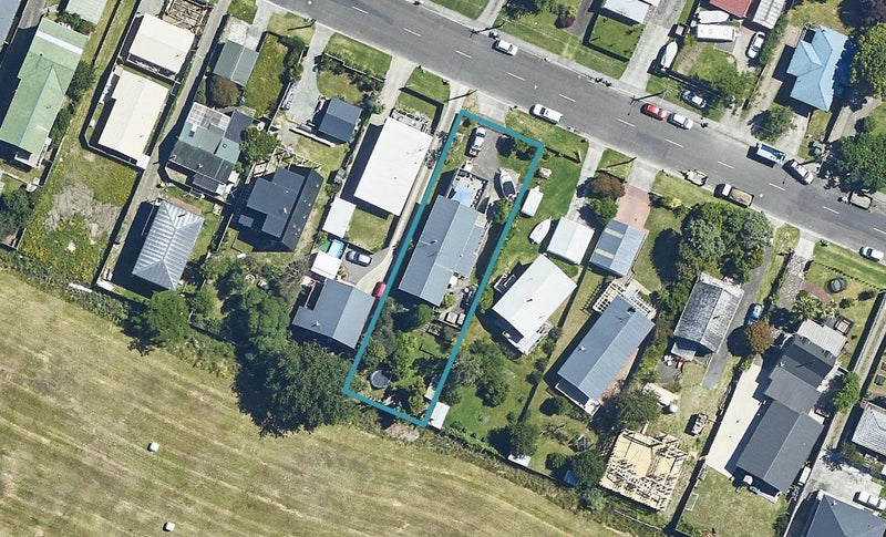 102 Simpson Road, Papamoa Beach, Papamoa - Carousel 1