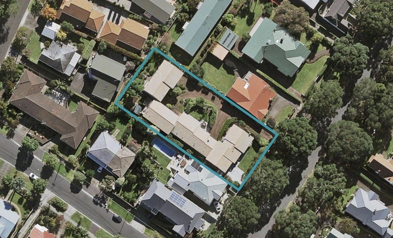 15D Aratonga Avenue, Greenlane, Auckland - Carousel 1