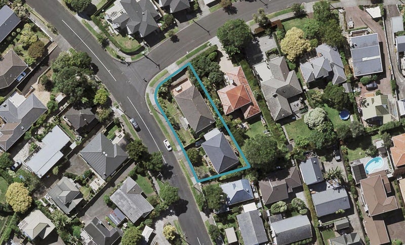 2/3 Blackett Crescent, Meadowbank, Auckland - Carousel 1