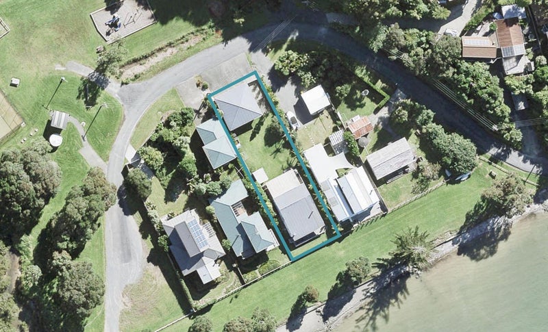 6 Baddeleys Beach Road, Tāwharanui Peninsula, Matakana - Carousel 1