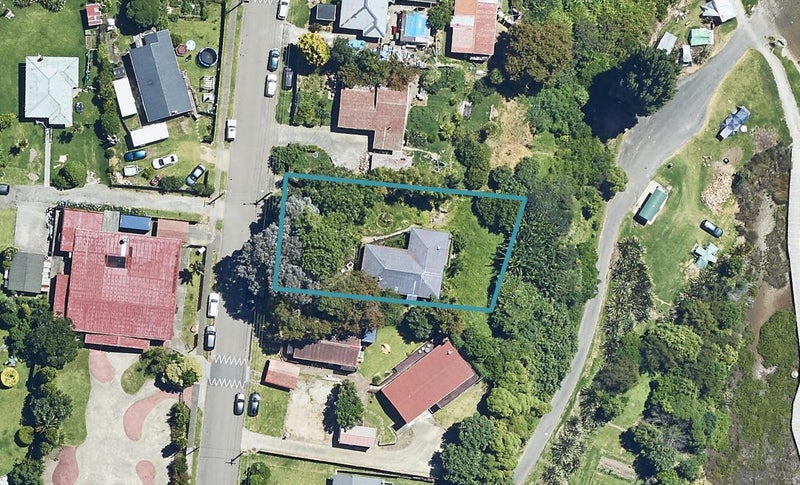 6 Te Kaponga Street, Brookfield, Tauranga - Carousel 1