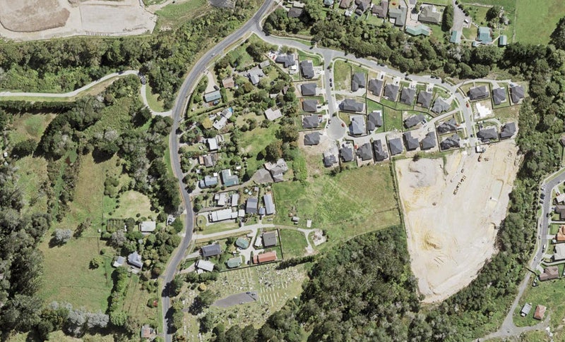 2 Palmate Lane, Swanson, Auckland - Carousel 1