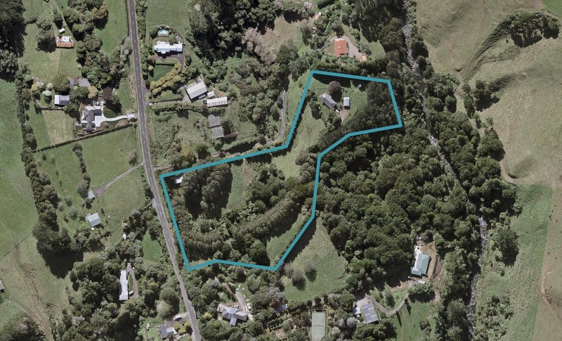587 Carrington Road, Hurworth, New Plymouth - Carousel 1