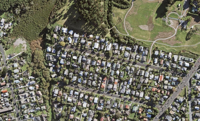 28 Saltaire Street, Avondale, Auckland - Carousel 1