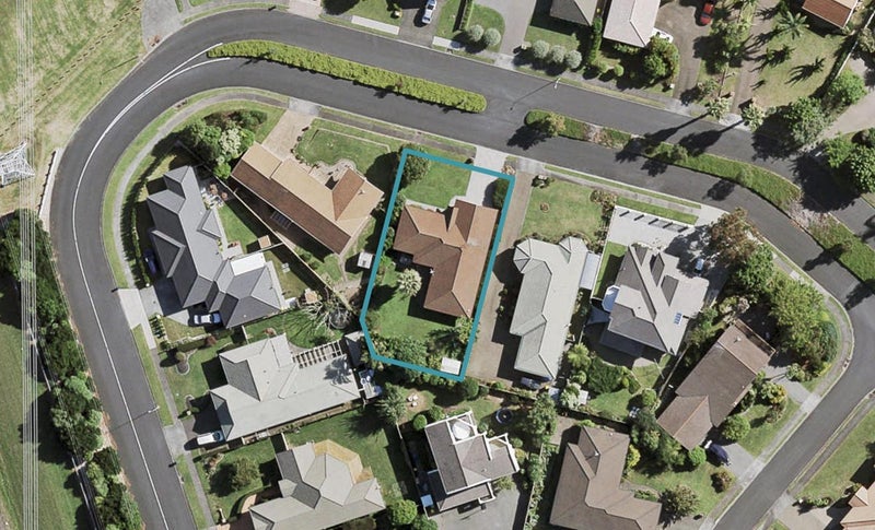 101 Rushgreen Avenue, Pahurehure, Papakura - Carousel 1