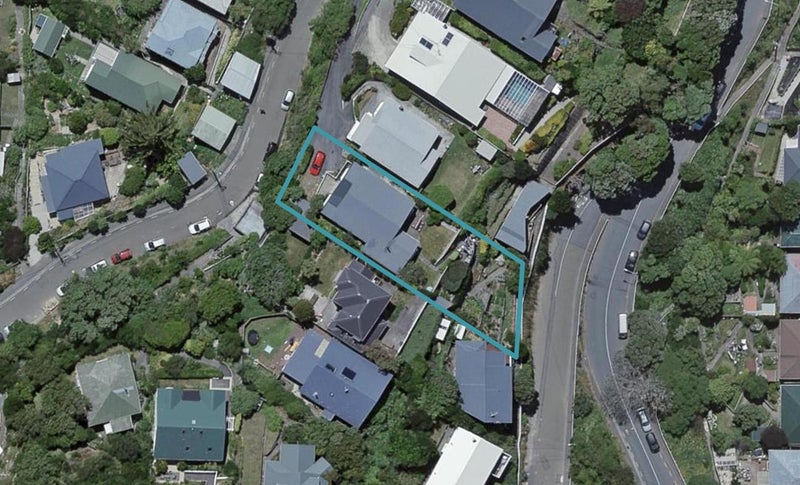 17 Sutherland Crescent, Melrose, Wellington - Carousel 1