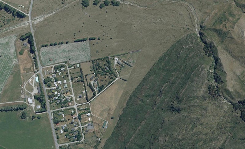 16 Kiwi Street, Makarora, Wānaka - Carousel 1