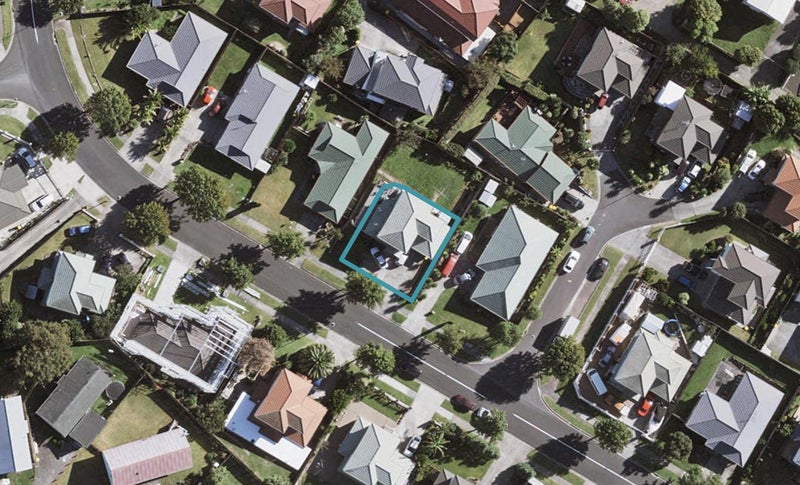 72 De Havilland Drive, Goodwood Heights, Auckland - Carousel 1