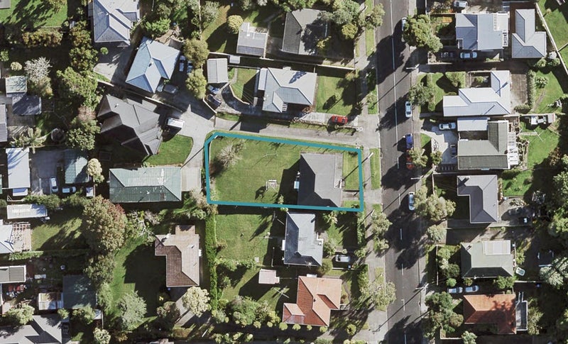 15 Whitney Street, New Windsor, Auckland - Carousel 1
