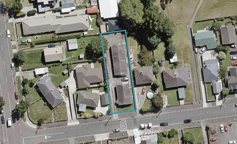 5 Savage Crescent, Upper Hutt Central, Upper Hutt - Carousel 1